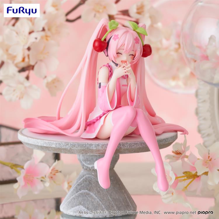 Hatsune Miku: Sakura Miku (2023 Smile Ver.) Noodle Stopper Figure