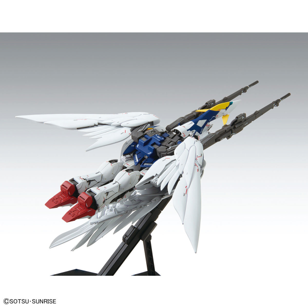 ロボット MG WING GUNDAM ZERO EW Ver.Ka Bandai Hobby MG XXXG-00W0 Wing Gundam Zero EW (Ver.Ka) (2020