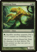 Gobbling Ooze (RTR-126) [Return to Ravnica]