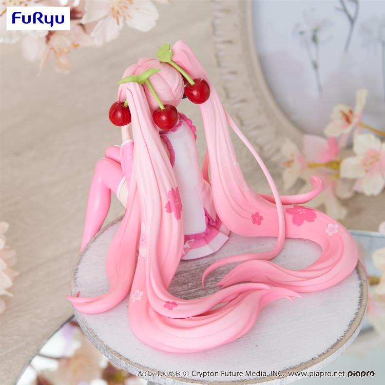 Hatsune Miku: Sakura Miku (2023 Smile Ver.) Noodle Stopper Figure