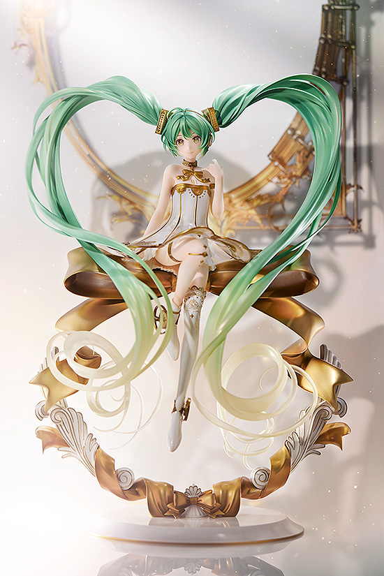 Hatsune Miku: Symphony 2022 Ver. Figure