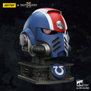 Joytoy: Ultramarines - Lieutenant Titus' MKX Helmet & Display Stand [Feb 2026]