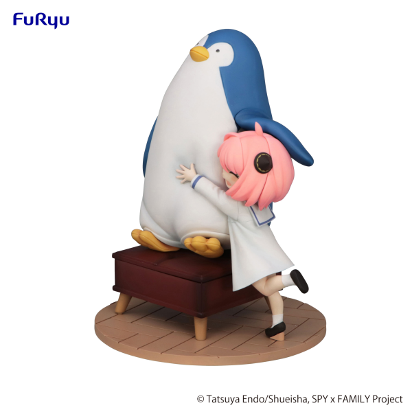 Spy x Family: Anya Forger With Penguin Exceed Creative Figure