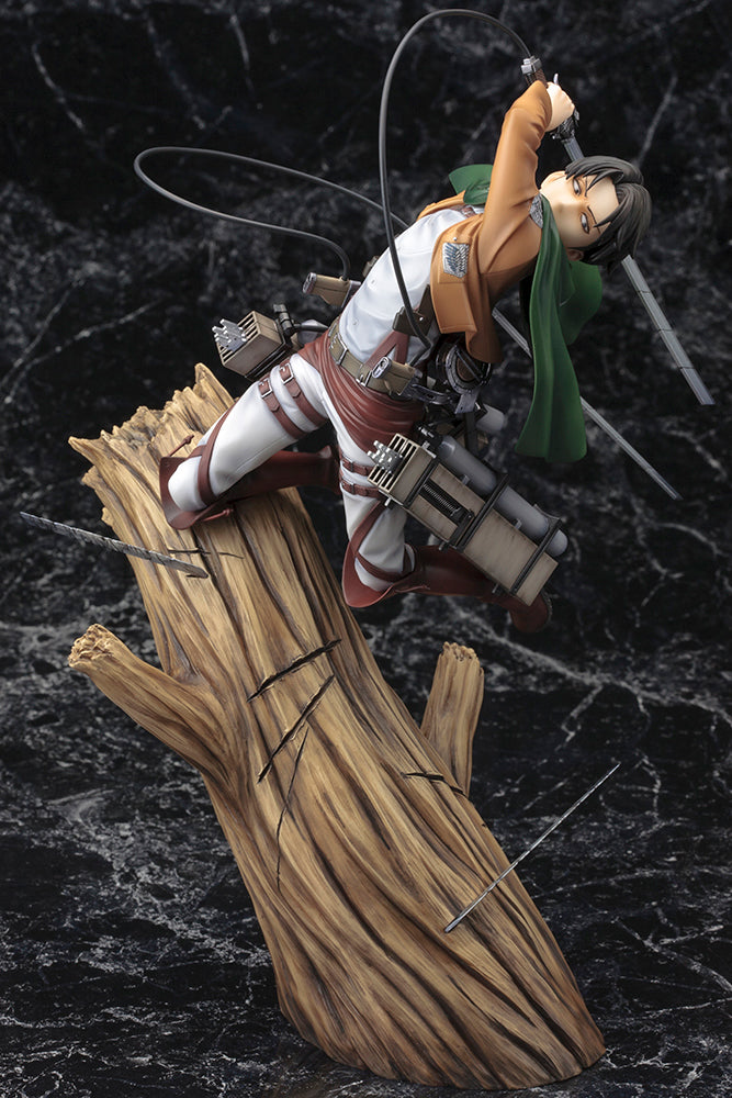 Attack on Titan: Levi (Renewal Package Ver.) ARTFX J Statue