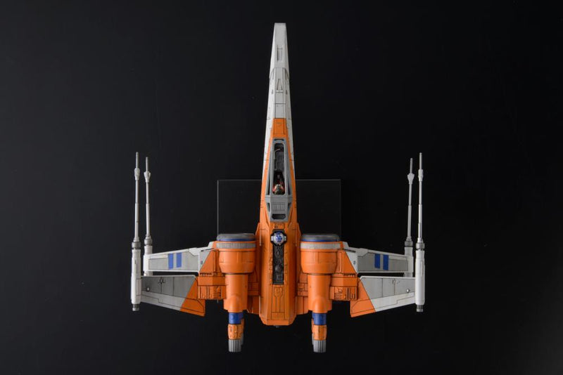 Star Wars: Poe's X-Wing Fighter (Rise of Skywalker) 1/72 Scale Model Kit