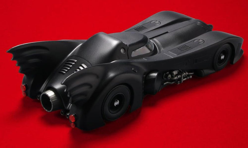 Bandai: Batmobile (Batman Ver.) 1/35 Scale Model Kit