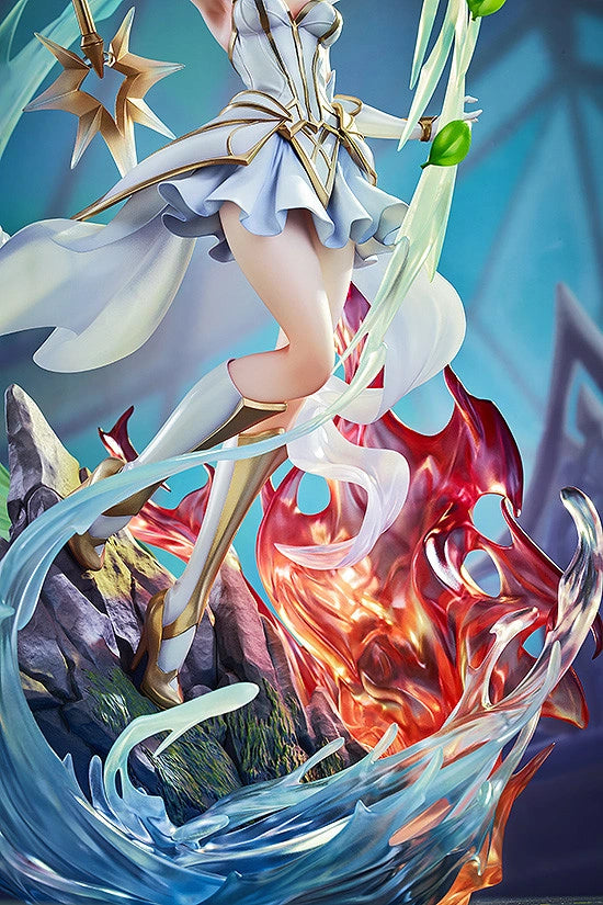 League of Legends: Elementalist Lux 1/7 Scale Figure