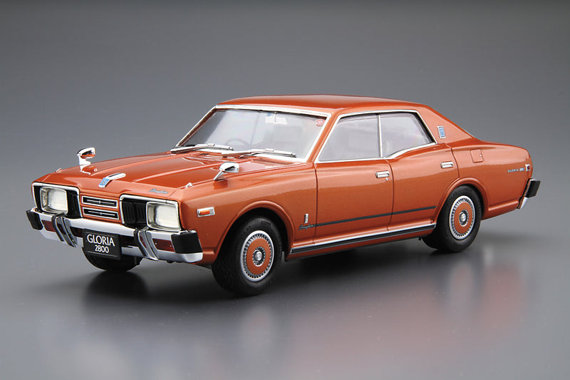 Aoshima 1/24 NISSAN P332 CEDRIC/GLORIA 4HT280E Brougham '78