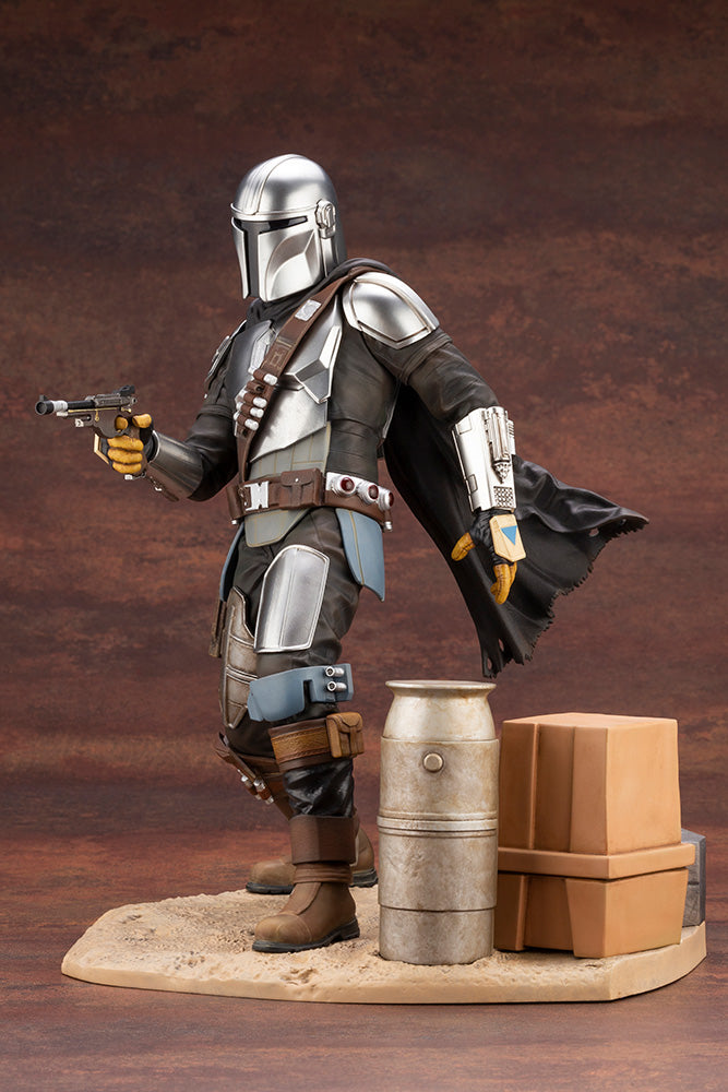 Star Wars: Mandalorian & The Child ARTFX Statue