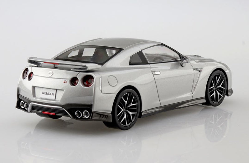 Aoshima 1/32 NISSAN GT-R (Ultimate Metal Silver)