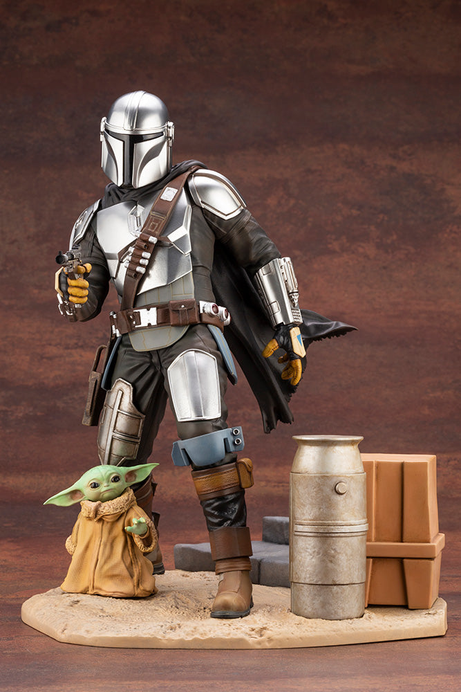 Star Wars: Mandalorian & The Child ARTFX Statue