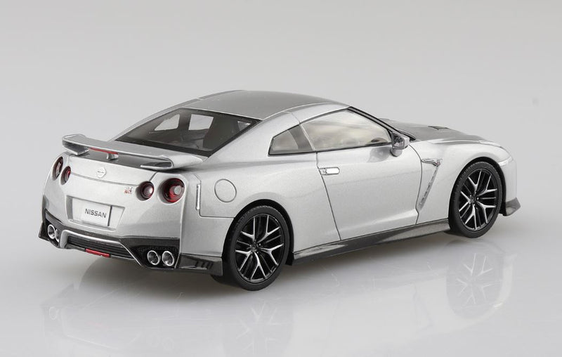 Aoshima 1/32 NISSAN GT-R (Ultimate Metal Silver)