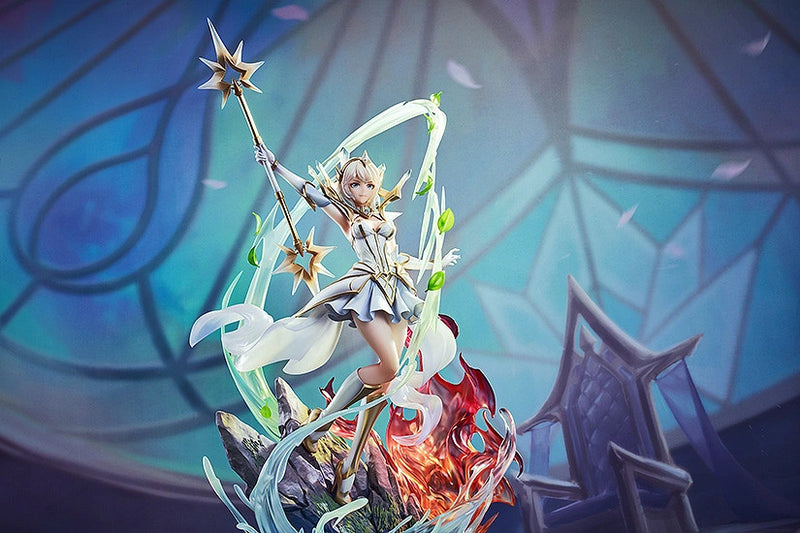 League of Legends: Elementalist Lux 1/7 Scale Figure