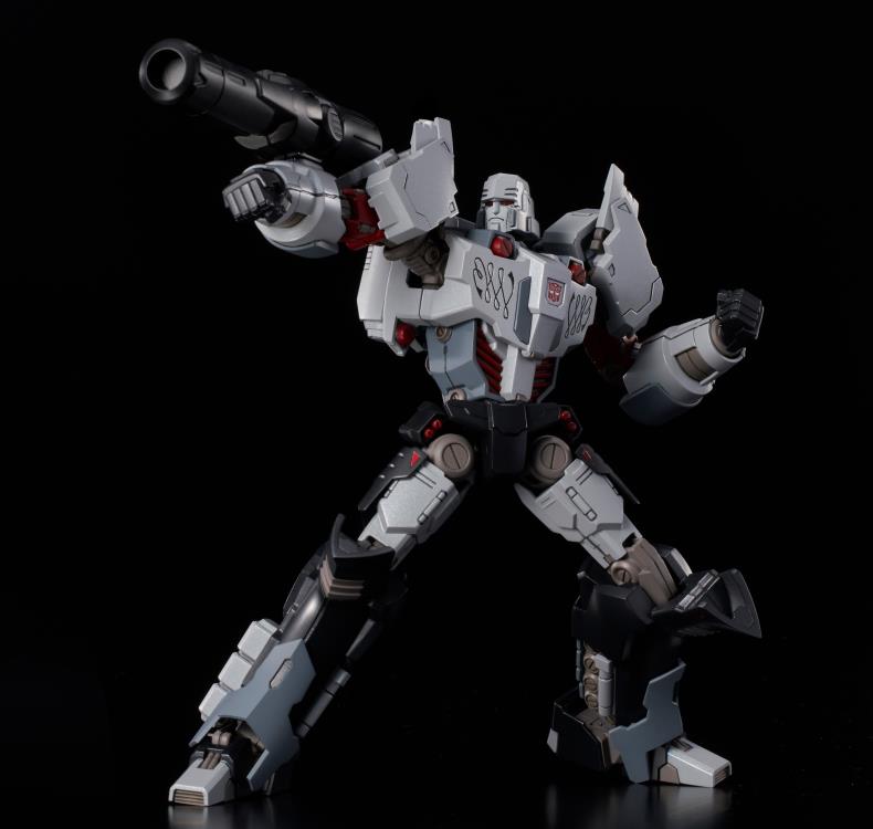 Flame Toys: Transformers Megatron IDW (Autobot Ver.) Furai Model