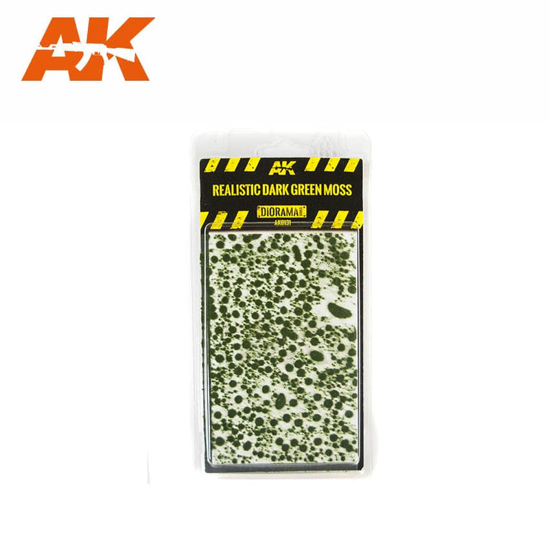 AK8131: Tufts - Realistic Dark Green Moss