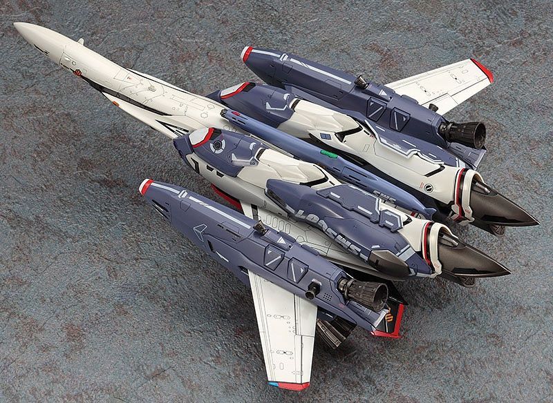 Macross Frontier: VF-25F/S Super Messiah Fighter 1/72 Scale Model Kit