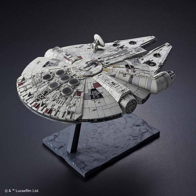 Star Wars: Millennium Falcon (The Rise of Skywalker) 1/144 Scale Model Kit