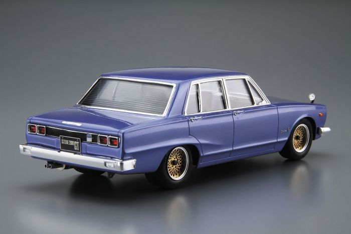 Aoshima 1/24 NISSAN GC10 SKYLINE 2000GT '71