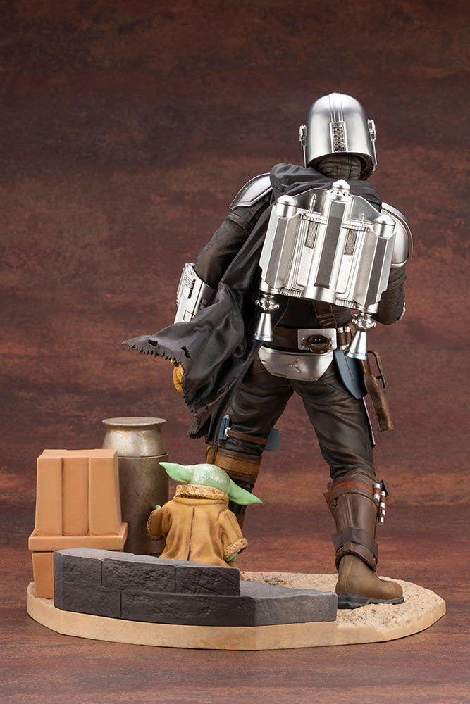 Star Wars: Mandalorian & The Child ARTFX Statue